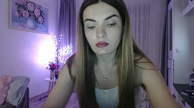  JustmeHere  online show from January 19, 7:37 pm