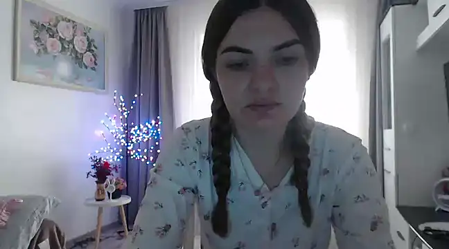  JustmeHere  online show from January 21, 7:26 am
