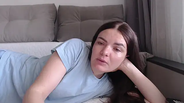 Snapshot of _JustmeHere_ chatting on April 22, 6:16 am JustmeHere online show from April 22, 6:16 am