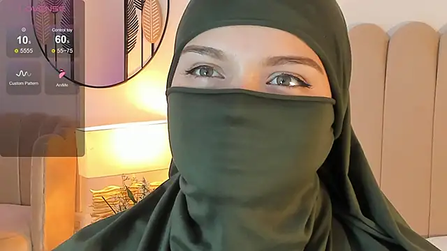 Snapshot of anna-henao chatting on January 14, 2:43 pm anna-henao online show from January 14, 2:43 pm