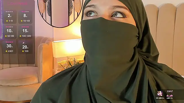 Snapshot of anna-henao chatting on January 15, 12:25 pm anna-henao online show from January 15, 12:25 pm