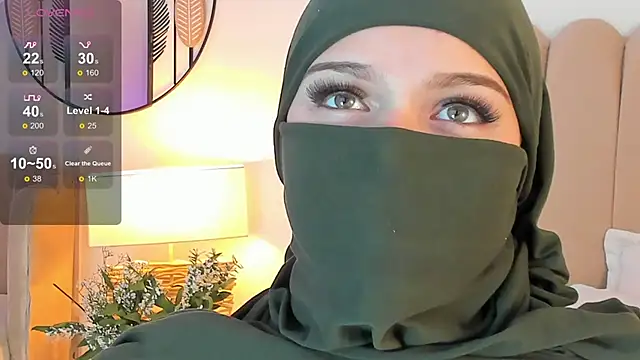 Snapshot of anna-henao chatting on January 24, 3:34 pm anna-henao online show from January 24, 3:34 pm