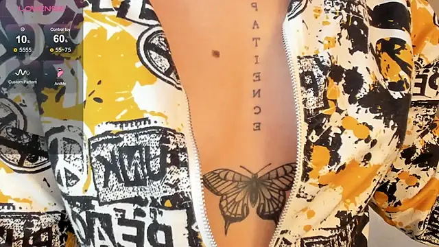 Snapshot of anna-henao chatting on March 11, 12:39 pm anna-henao online show from March 11, 12:39 pm