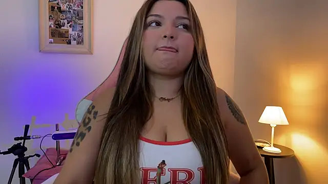 SweetPaige  online show from February 12, 3:07 pm