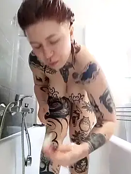 divine eve online show from December 19, 9:49 am