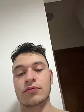 Snapshot of Kosty61_ chatting on January 31, 10:19 pm Kosty61 online show from January 31, 10:19 pm