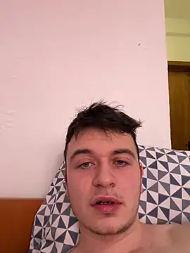 Snapshot of Kosty61_ chatting on February 9, 10:52 am Kosty61 online show from February 9, 10:52 am