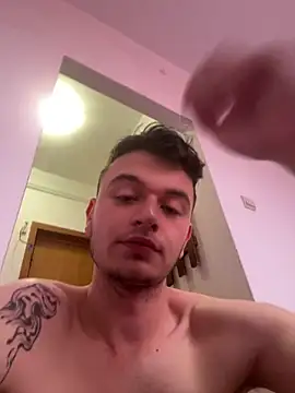 Snapshot of Kosty61_ chatting on February 21, 11:44 am Kosty61 online show from February 21, 11:44 am