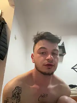 Snapshot of Kosty61_ chatting on June 15, 9:06 pm Kosty61 online show from June 15, 9:06 pm
