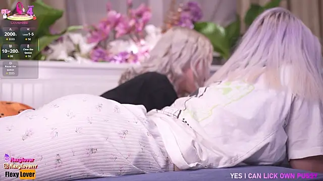 Flexy Lover online show from December 5, 6:15 pm