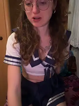 Snapshot of _foxygirl_ chatting on April 30, 7:20 pm foxygirl online show from April 30, 7:20 pm