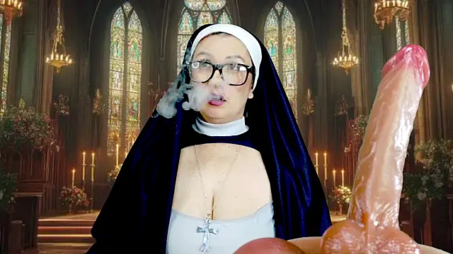 Snapshot of helenas_fantasy chatting on September 14, 4:00 am helenas fantasy online show from September 14, 4:00 am