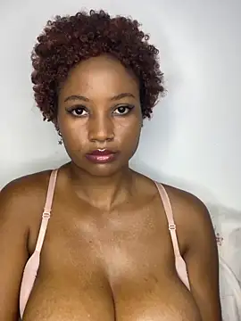 chocogirl01 online show from March 13, 5:14 am