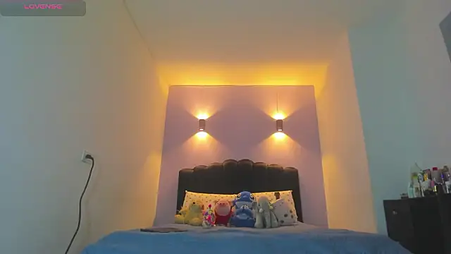 Sofia Clauss  online show from March 14, 4:07 am