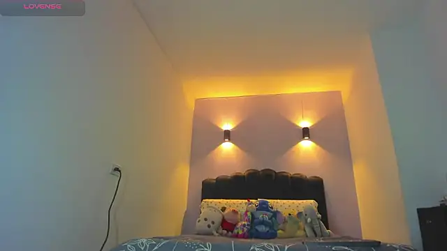 Sofia Clauss  online show from March 22, 4:49 am