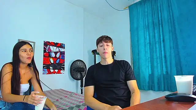 Snapshot of AlessandroDybala chatting on May 2, 1:05 pm AlessandroDybala online show from May 2, 1:05 pm