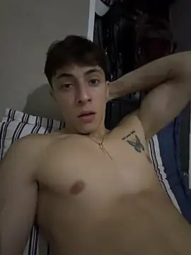 Snapshot of AlessandroDybala chatting on May 20, 1:34 am AlessandroDybala online show from May 20, 1:34 am
