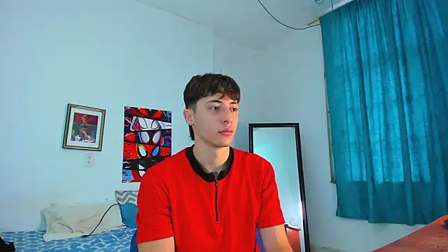 Snapshot of AlessandroDybala chatting on May 22, 12:44 pm AlessandroDybala online show from May 22, 12:44 pm