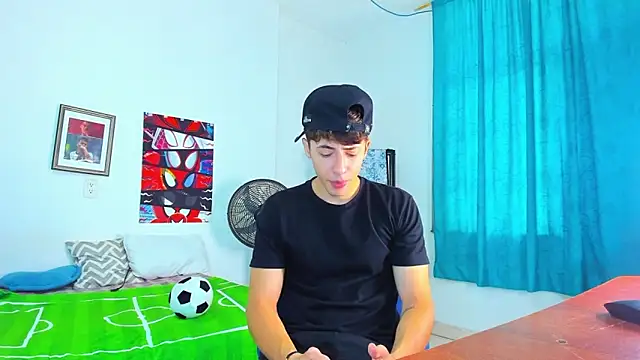 Snapshot of AlessandroDybala chatting on May 27, 12:35 pm AlessandroDybala online show from May 27, 12:35 pm