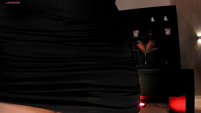 Snapshot of AnnaBrooks1 chatting on February 10, 7:51 pm AnnaBrooks1 online show from February 10, 7:51 pm