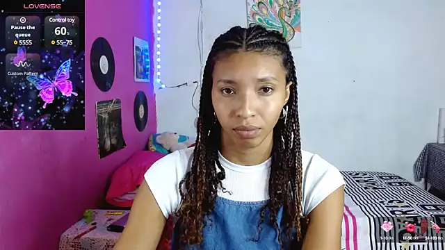 sensitive brunette online show from February 5, 11:28 pm