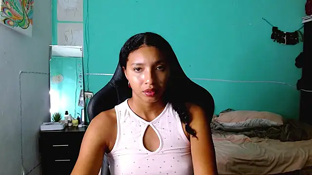 sensitive brunette online show from July 29, 3:37 am