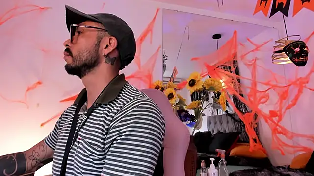 Tom cooper  online show from October 27, 12:42 pm