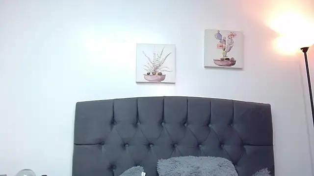 candy lux  online show from September 19, 9:37 pm