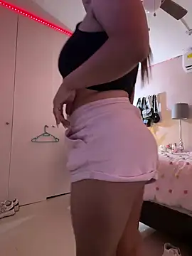 DarianaGuzz online show from February 28, 3:59 am