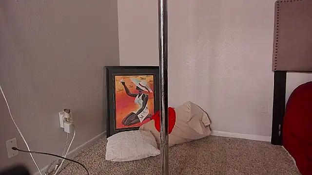 yiauana online show from February 13, 3:41 pm