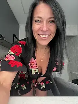 Snapshot of CuteNata chatting on October 3, 11:40 am CuteNata online show from October 3, 11:40 am