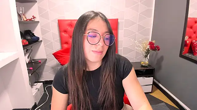 Snapshot of MiaWils_ chatting on January 11, 7:38 pm MiaWils online show from January 11, 7:38 pm