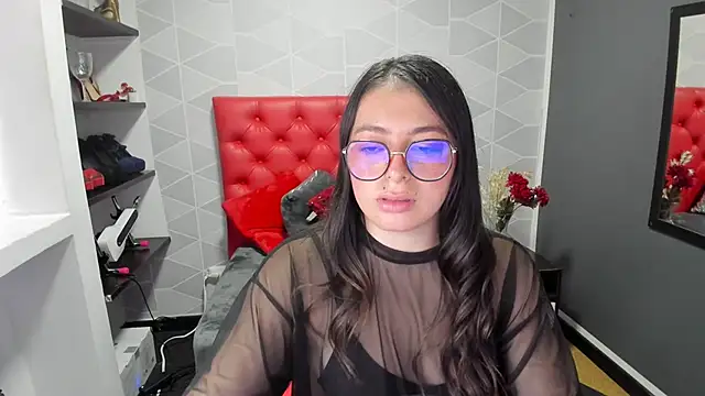 Snapshot of MiaWils_ chatting on January 14, 7:11 pm MiaWils online show from January 14, 7:11 pm