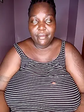Snapshot of African_Bigass chatting on June 17, 9:45 am African Bigass online show from June 17, 9:45 am