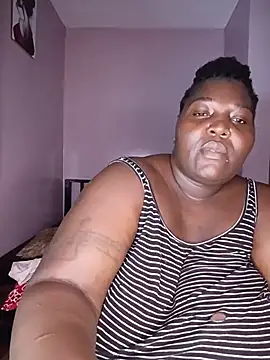 Snapshot of African_Bigass chatting on July 7, 3:49 pm African Bigass online show from July 7, 3:49 pm