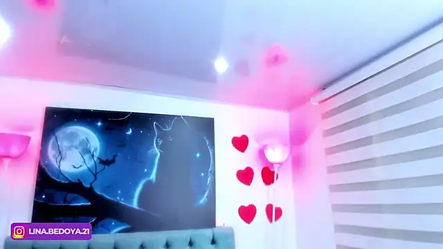 Snapshot of lina_bedoya_ chatting on February 22, 5:57 pm lina bedoya  online show from February 22, 5:57 pm