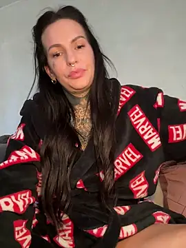 AileenInkOfficial online show from December 28, 10:14 am