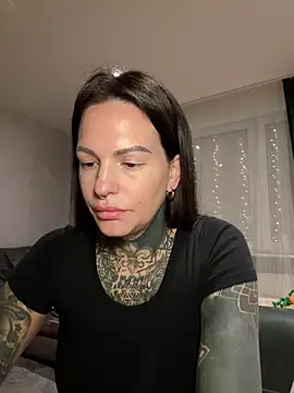 AileenInkOfficial online show from January 3, 4:22 am