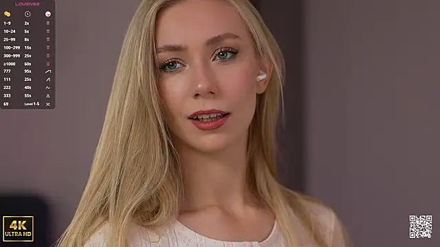 Snapshot of Vika54784 chatting on October 19, 4:57 am Vika54784 online show from October 19, 4:57 am