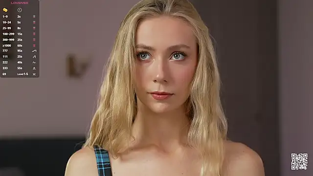 Snapshot of Vika54784 chatting on October 20, 4:35 am Vika54784 online show from October 20, 4:35 am