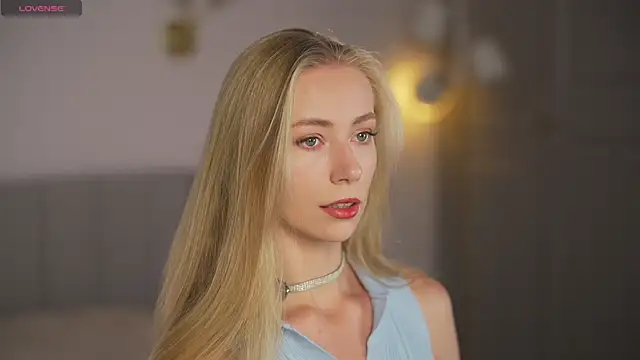 Snapshot of Vika54784 chatting on July 17, 9:08 pm Vika54784 online show from July 17, 9:08 pm