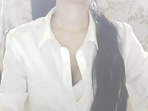 emma 06xh online show from June 11, 8:45 am