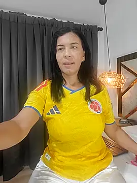 Snapshot of Angel_Perv chatting on July 7, 11:03 am Angel Perv online show from July 7, 11:03 am