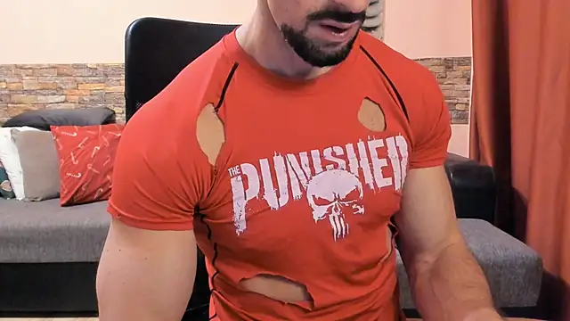 HotHunkTrainer online show from January 18, 10:19 am