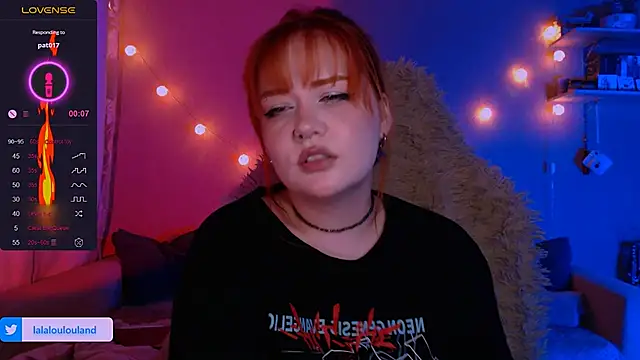 Snapshot of lala_loulou_land chatting on January 11, 12:01 am lala loulou land online show from January 11, 12:01 am