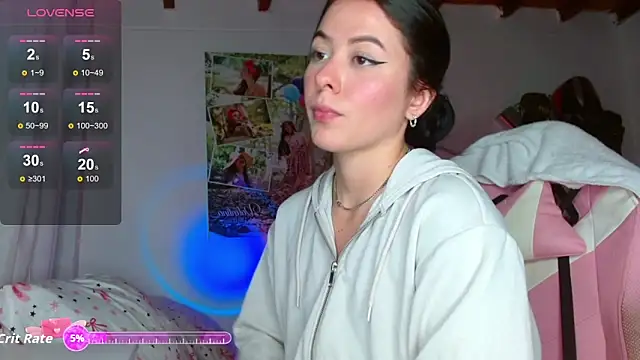Snapshot of sexy_valentina1 chatting on October 2, 1:34 am sexy valentina1 online show from October 2, 1:34 am