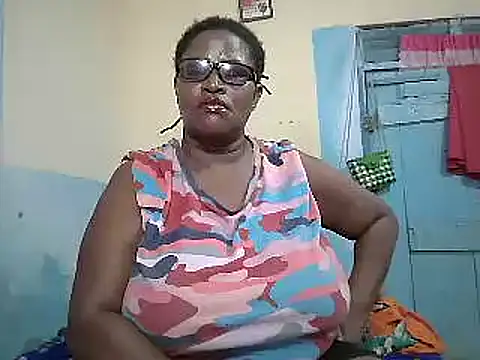 sexy bigboobss online show from February 25, 8:18 pm