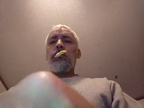 Xoc8  online show from February 22, 8:29 am