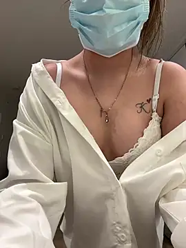 jAsMinE678 online show from January 1, 6:37 am