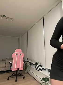 jAsMinE678 online show from January 29, 1:37 am